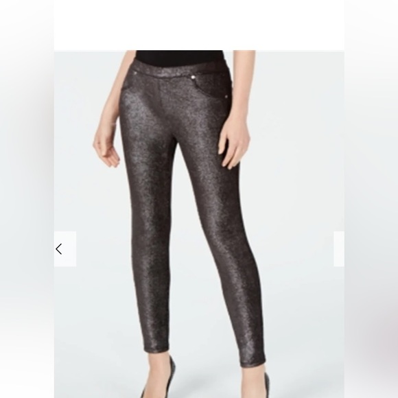 Michael Kors Pants - Women’s Michael Kors pants, Small